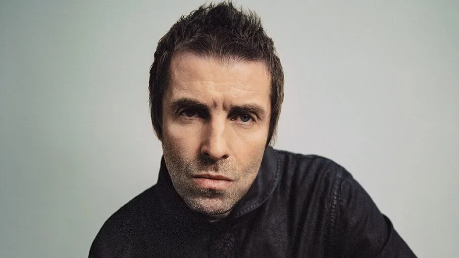 Liam Gallagher press by Tom Beard e1715885775181.jpg