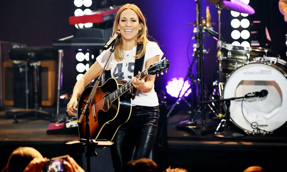 "The New Normal" dá uma cutucada no cenário político mundial 1 Sheryl Crow GettyImages 1191581386 Kevin WinterGetty Images