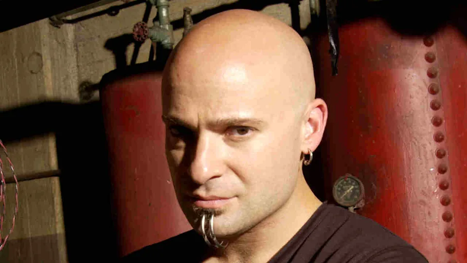 “Down with the Sickness (literalmente): Disturbed pausa carreira após polêmicas de Draiman” 1 IBAGEM DAVID DISTURBED
