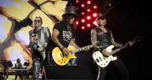 Guns N’ Roses solta dois novos singles — mas álbum completo segue no limbo rock’n’roll 2 IBAGEM GUNS