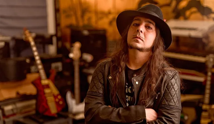 Daron Malakian revela que ver o KISS pela primeira vez foi assustador — e viciante 1 IBAGEM DARON MALAKIAN