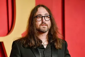 IBAGEM SEAN LENNON