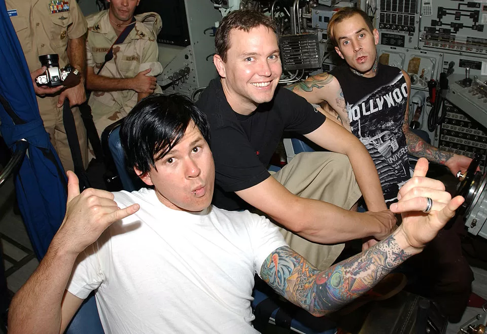 O hit do blink-182 que nasceu por acaso… tentando tocar Green Day 1 IBAGEM BLINK 182