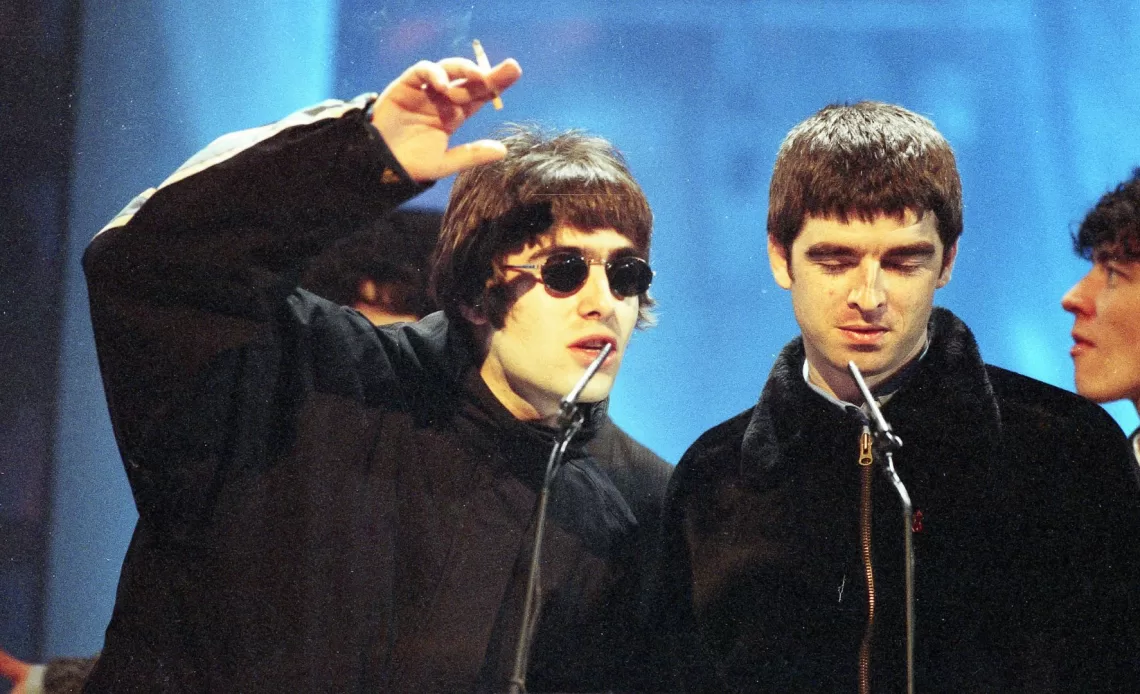 Oasis pode ter disco novo no forno, sugere banda da turnê de reunião 1 IBAGEM OASIS