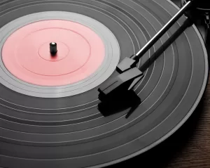 EUA: Vinil explode, passa de US$ 1 bilhão e prova que o analógico nunca morreu 2 IBAGEM 2 VINIL