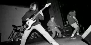 Ex-baixista do Deftones diz que foi expulso de show da própria banda 2 IBAGEM DOMINIC DEFTON