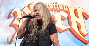 Sebastian Bach solta a voz em clássico do Twisted Sister com aval de Dee Snider 2 IBAGEM SEBASTIAN