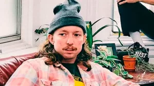 Ex-guitarrista do Turnstile é acusado de tentar matar pai de vocalista com carro 2 IBAGEM BRADY EBERT
