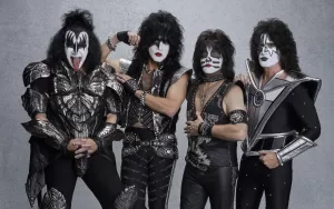 KISS: banda prepara show de avatares com músicas inéditas e estreia marcada para 2028 2 IBAGEM KISS