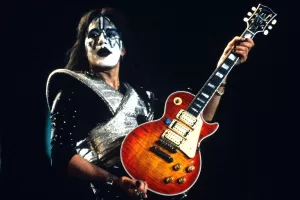 KISS: Gene Simmons abre o jogo e admite erro pesado com Ace Frehley 2 IBAGEM ACE FREHLEY