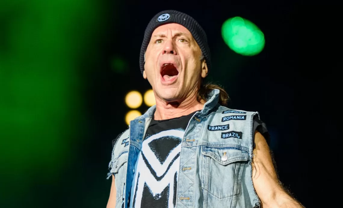 Bruce Dickinson detona ingressos caríssimos: “Show é pros fãs, não pra milionário” 1 IBAGEM BRUCE