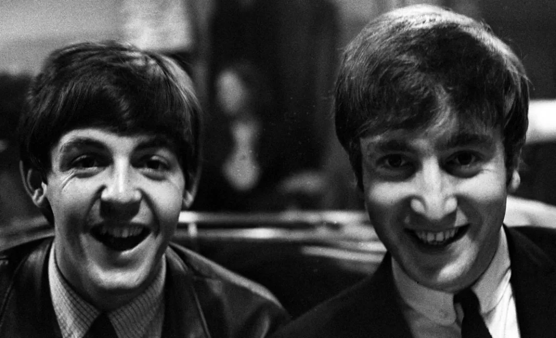 Paul McCartney surpreende fãs e revela quem era seu Beatle favorito 1 IBAGEM PAUL AND JOHM