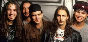 De Fecal Matter a Tony Flow — os nomes malucos que bandas lendárias quase escolheram 2 IBAGEM PEARL JAM