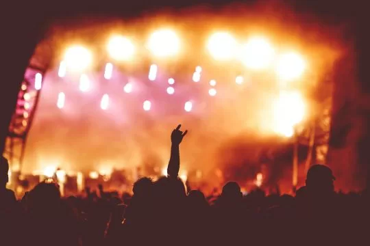 Quando o caos virou atração principal nos shows de rock brasileiro 1 IBAGEM ROK