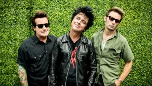 Green Day: banda lança música inédita inspirada em filme sobre os primeiros anos da carreira 2 IBAGEM DIA VERDE
