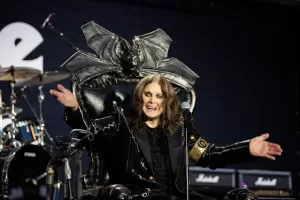 Kelly Osbourne revela a última mensagem de Ozzy e emociona fãs do Príncipe das Trevas 2 IBAGEM OZZY