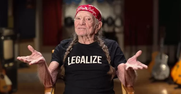Aos 93 anos, Willie Nelson mira a inteligência artificial e dispara contra avanço dos data centers 1 IBAGEM WILLIE NELSON