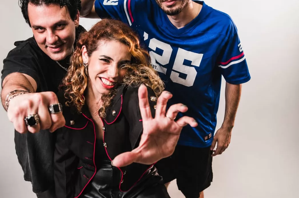 Taubaté: NINA estreia fase autoral com “Com Você” e coloca rock da região nas plataformas 1 IBAGEM NINA