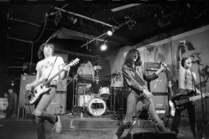 "Do You Wanna Dance?": o dia em que os Ramones pegaram um hit dos anos 1950 e jogaram no amplificador do punk 2 IBAGEM RAMONES