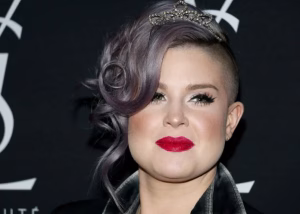 Ozzy Osbourne: Kelly Osbourne relembra última conversa com o pai antes da morte 2 IBAGEM KELLY OSBOURNE