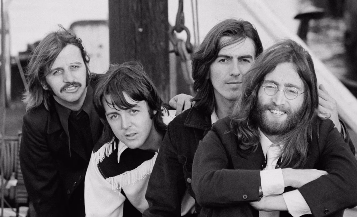 Rock News: “Elvis era um deus para nós”, revelou John Lennon sobre o ídolo dos Beatles 1 IBAGEM BEATLESSS
